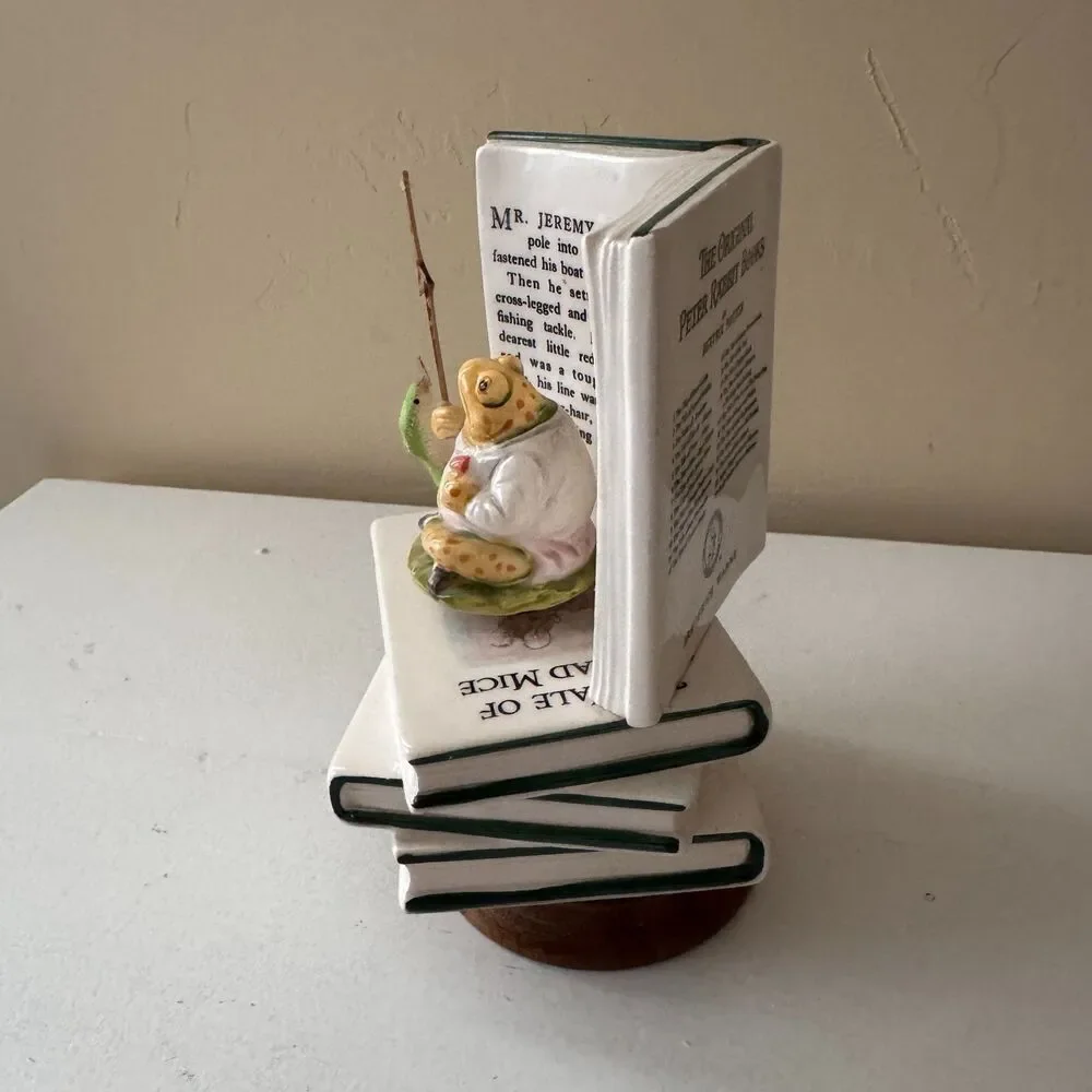 1985 Beatrix Potter Rotating Music Box Jeremy Fisher Frog Fishing Schmid